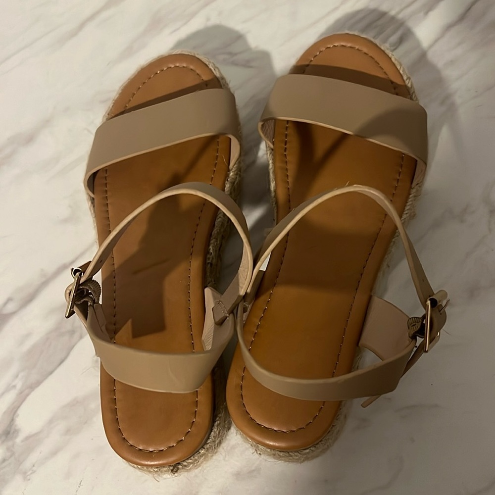 Cute Tan Espadrille wedges
